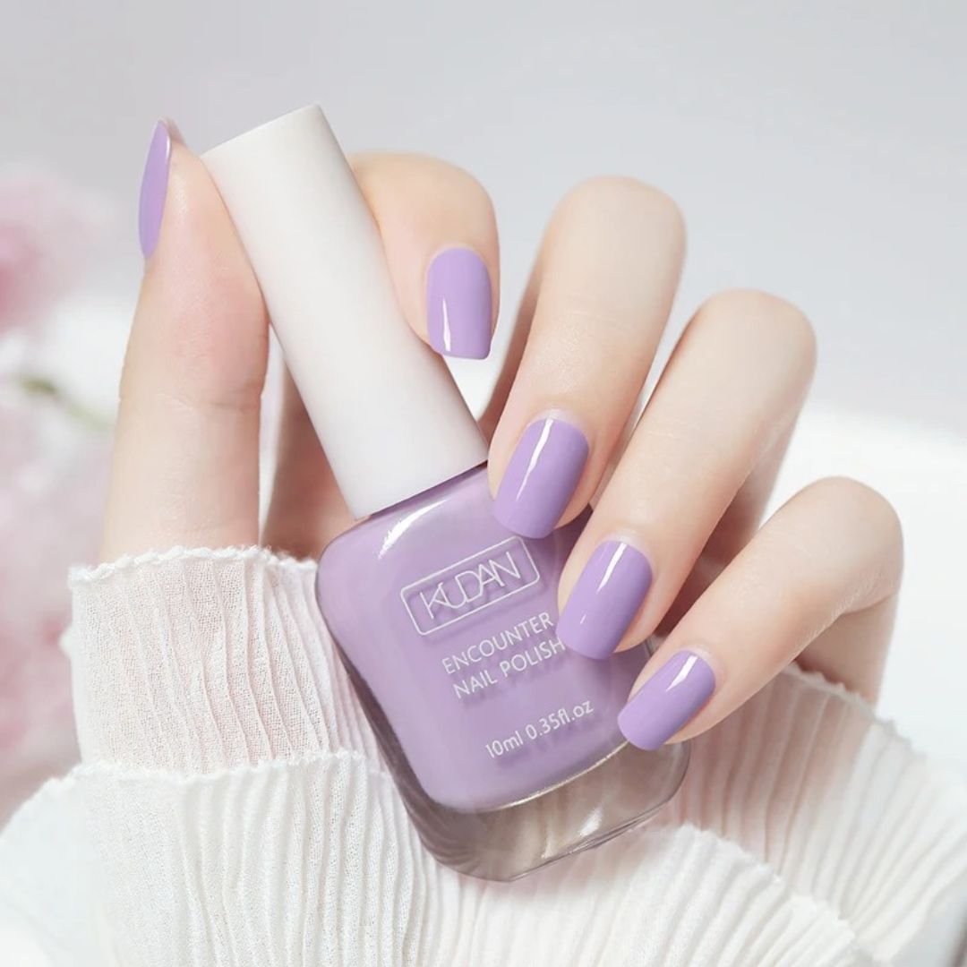 Esmalte em Gel à Base de Água com Verniz