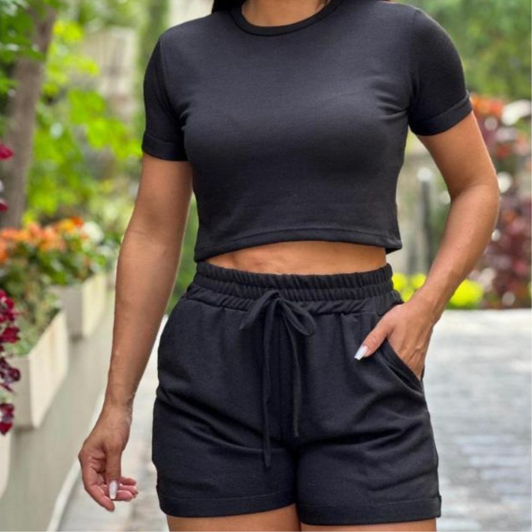 Conjunto Feminino Blusa e Short